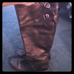 Vince Camuto Black boots size 7.5